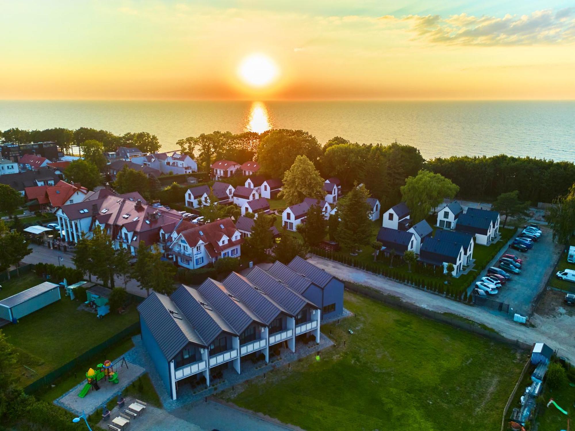 Aparthouse Cliff By Orka 150 M Beach And Sea Trzęsacz Exterior foto